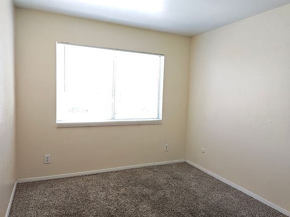 4th image of 535 N 1st St N APT E