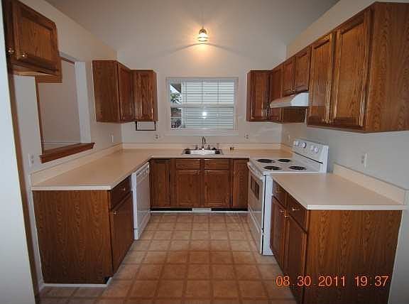 4th image of 7508 Oakland Hills Dr