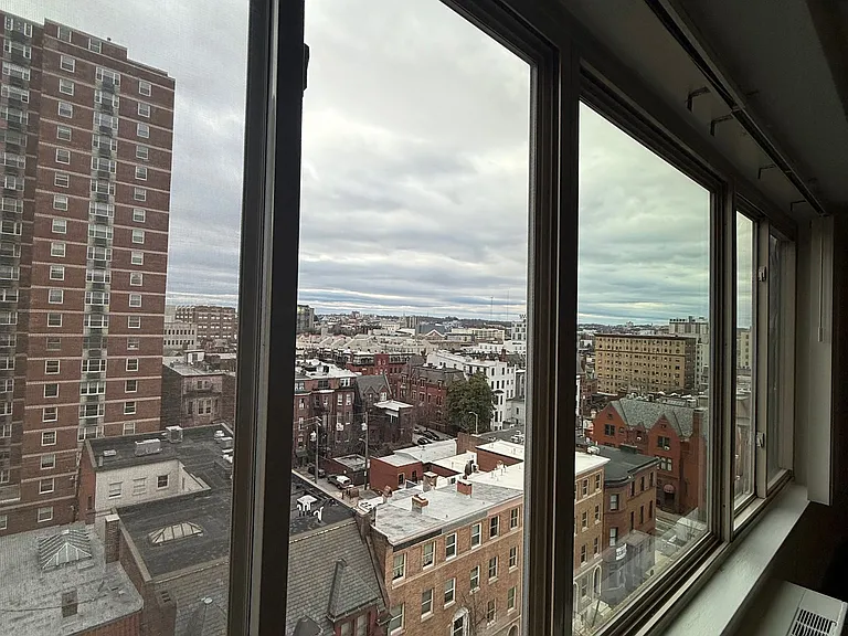 Horizon House — Photo 43