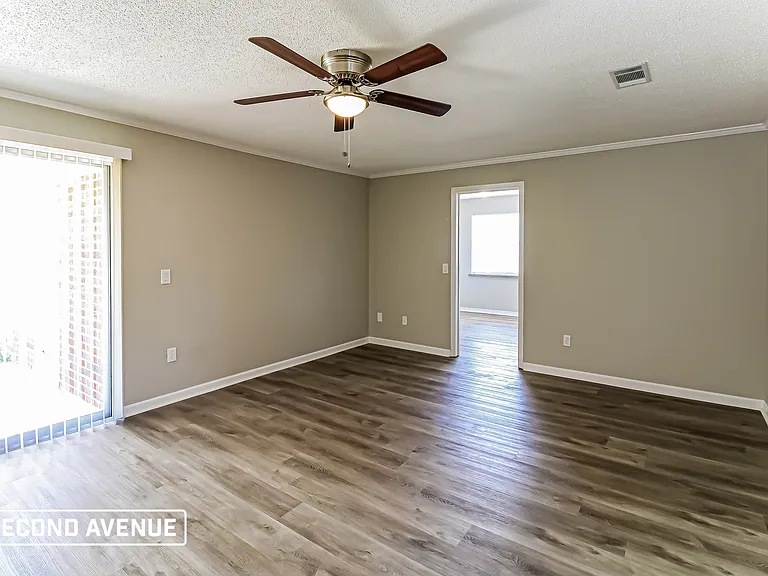 5276 Rainey Ave N — Photo 7