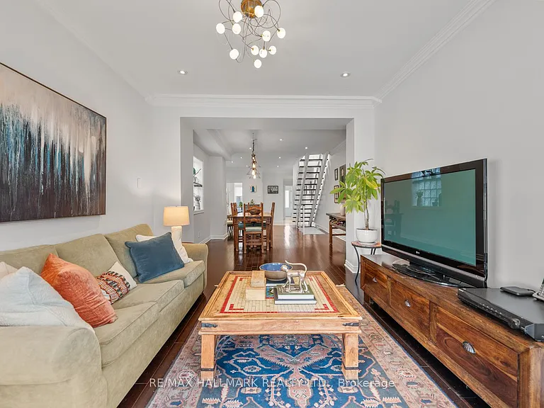 146 Roslin Ave — Photo 16