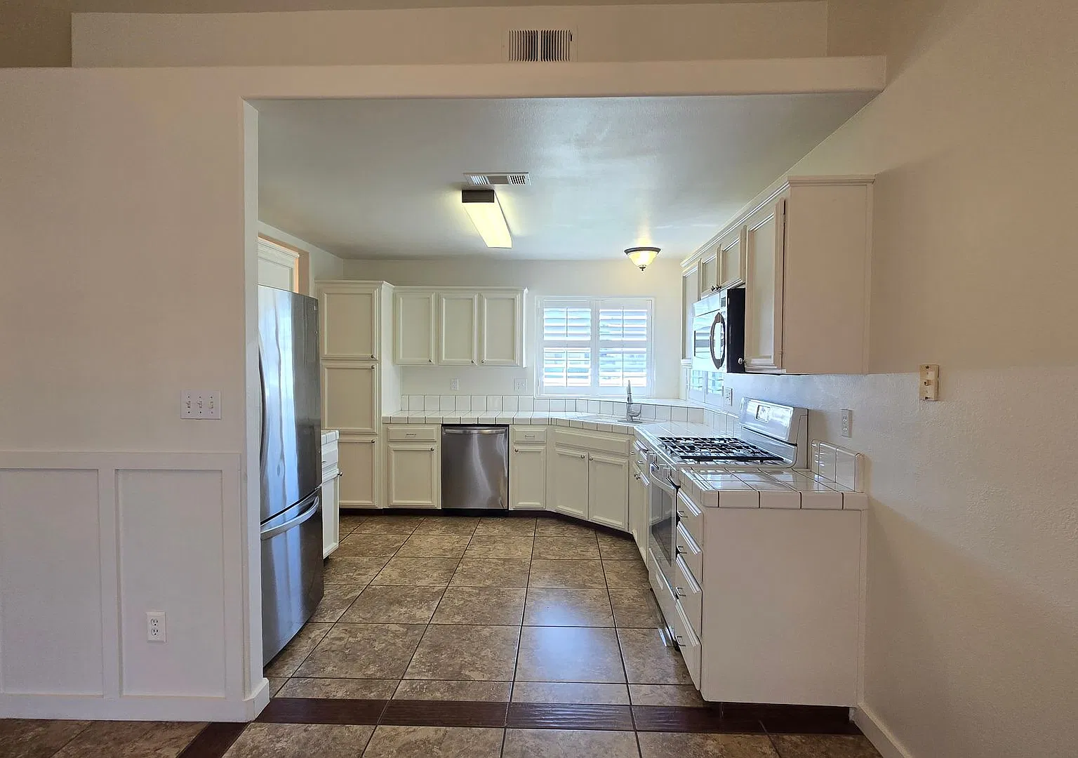 9002 Krug Ct. - House — Photo 2