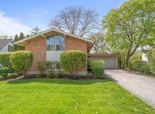 1818 Sunset Rd, Highland Park, IL 60035