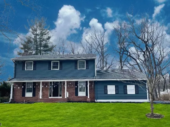 22 Beechtree Rd, West Caldwell Twp., NJ 07006