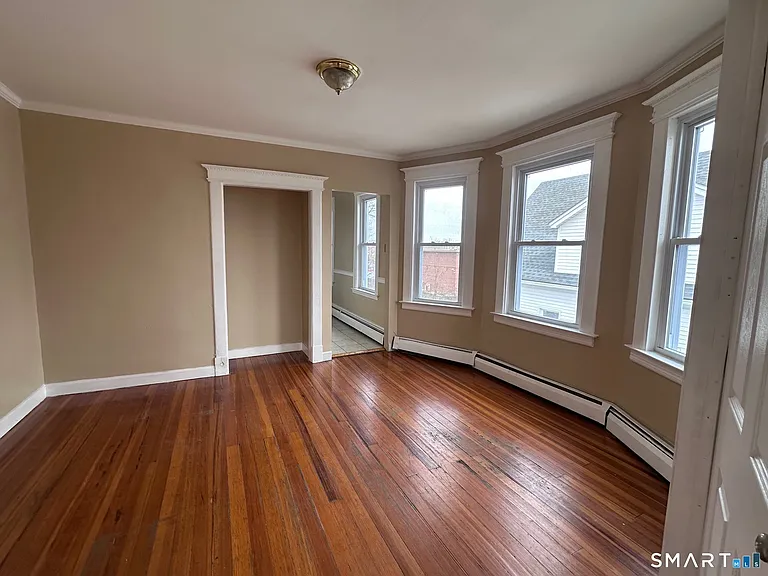 22-24 Bushnell St — Photo 5
