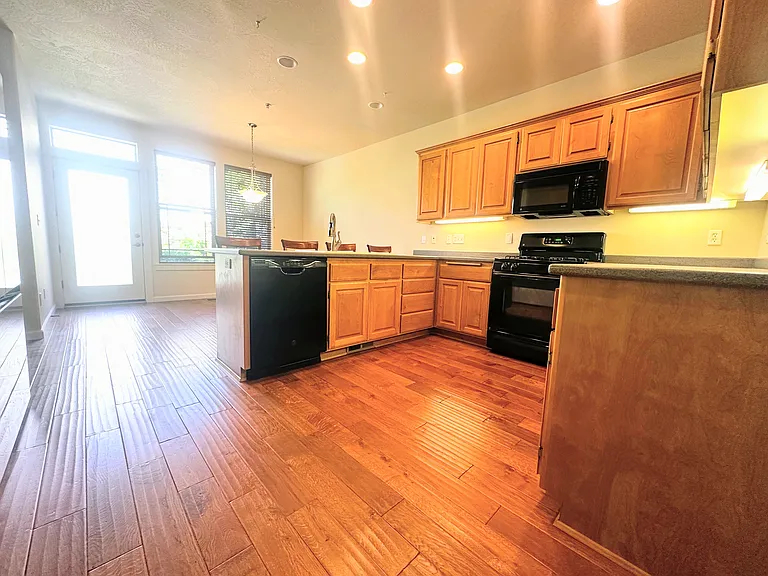 2221 Dollarhide Way — Photo 14