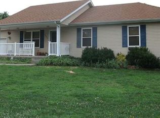 8660 Brookside Cir, Monett, MO 65708