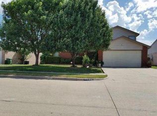 6746 Bighorn Rdg, Arlington, TX 76002