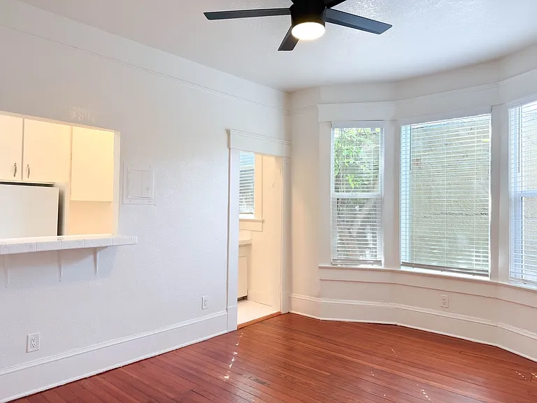4170 Park Blvd — Photo 7