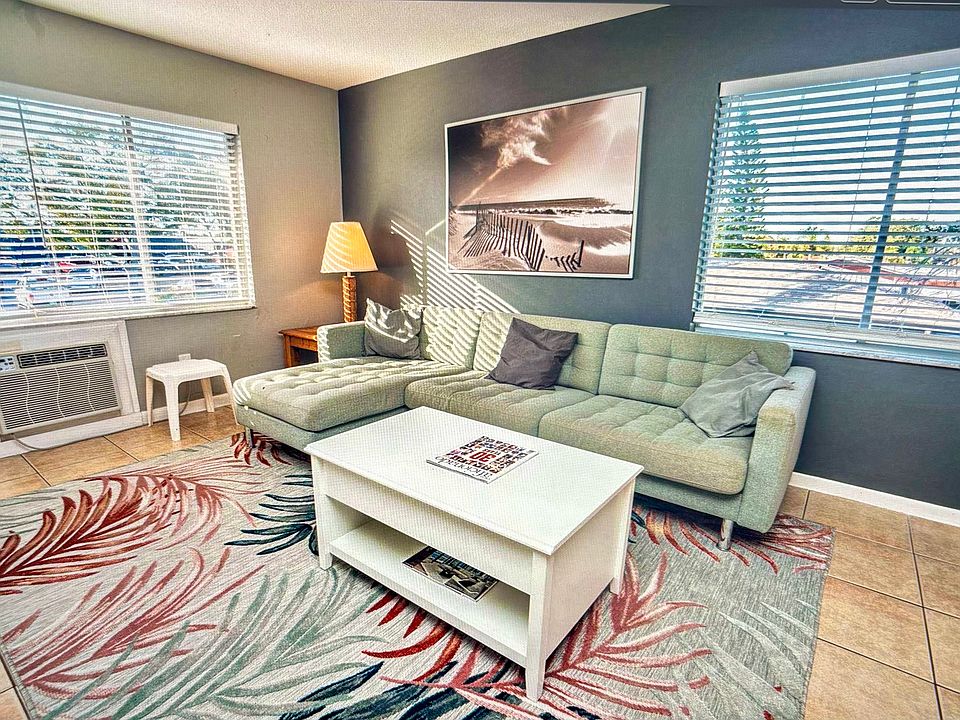 1st image of 2344 Shelley St APT 9