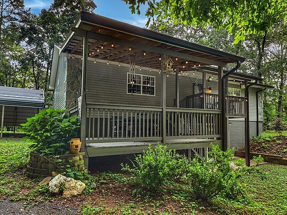 2nd image of 387 Ruby Ln