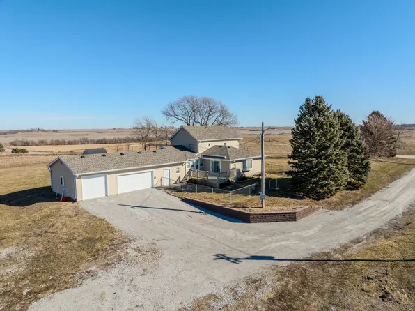 60684 360th St, Hastings, IA 51540