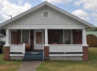 1521 W Jackson St, Covington, VA 24426