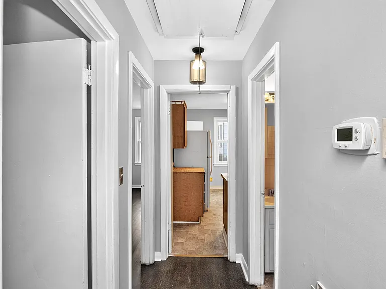 2423 Underwood St — Photo 22