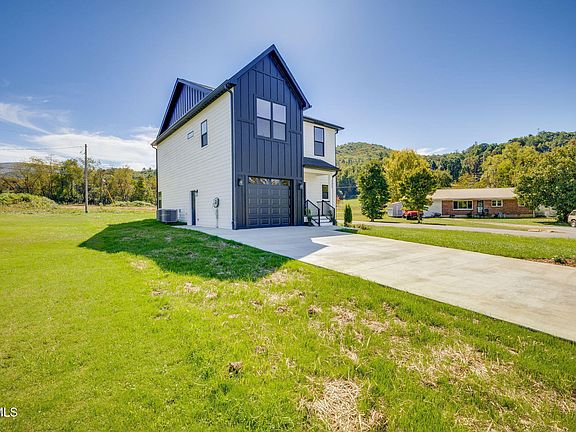 2nd image of 133 Unaka View Dr