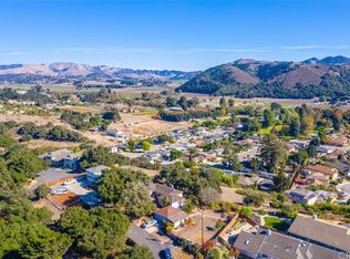560 Oak Hill Rd, Arroyo Grande, CA 93420