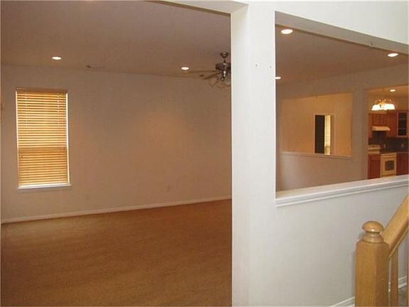 4th image of 3310 Avenue A
