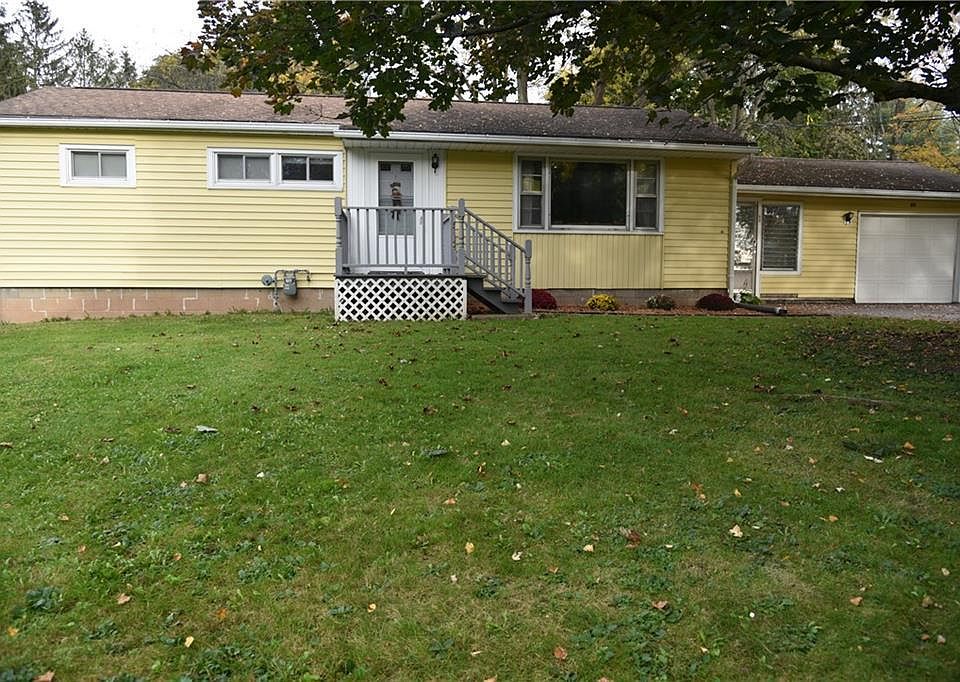 1st image of 60 Hubbard Dr