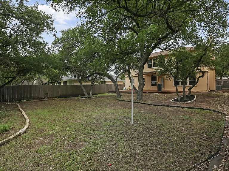 2604 Stenson Dr — Photo 34