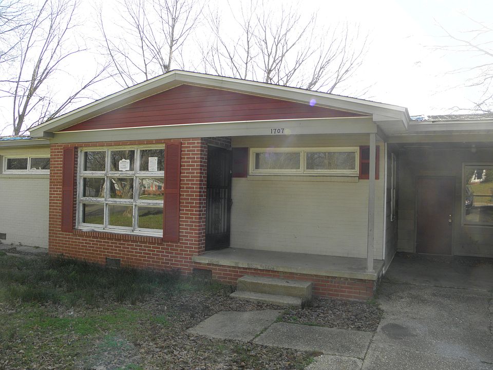 1st image of 1707 56th Ave E