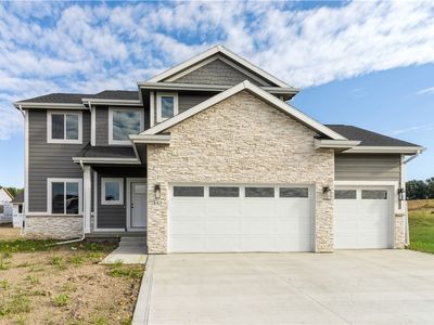 449 Creekview Ave, Polk City, IA, 50226
