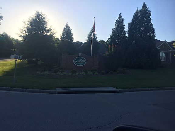 3rd image of 1613 Cascades Ct
