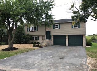 4174 Wilhelm Dr, Chambersburg, PA 17202