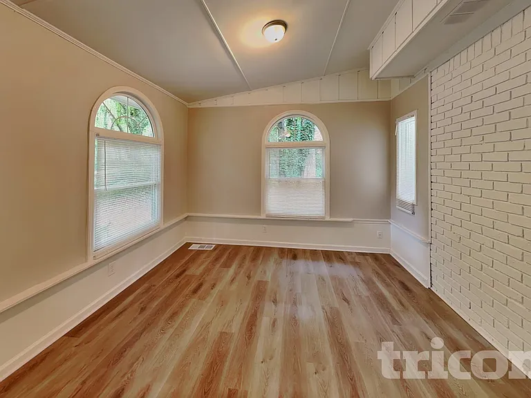 197 Highland Hills Rd — Photo 15