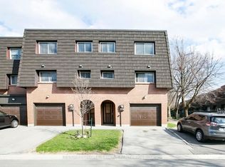23 Darras Ct #117, Brampton, ON L6T1W7