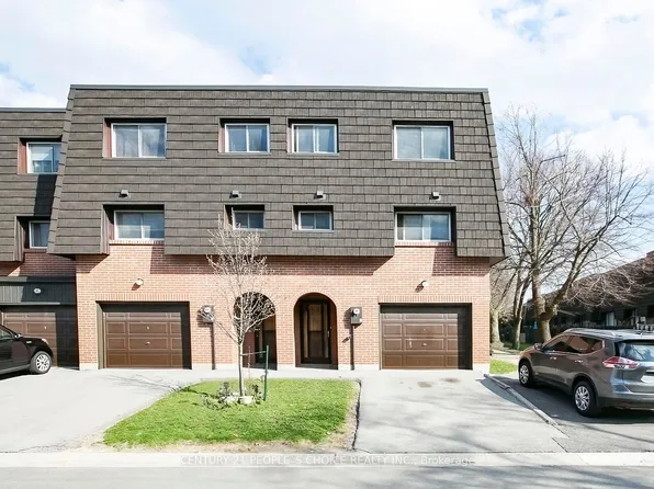 23 Darras Ct #117, Brampton, ON L6T 1W7