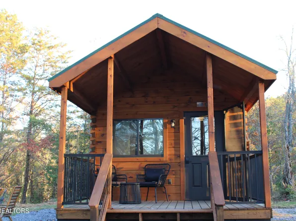 1652 Shady Grove Rd, Sevierville, TN 37876