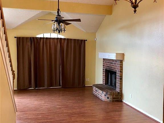 5th image of 424 Kingwood Dr