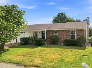 2552 Medford Dr, High Ridge, MO 63049