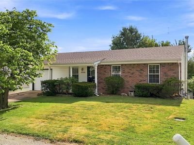 2552 Medford Dr, High Ridge, MO, 63049