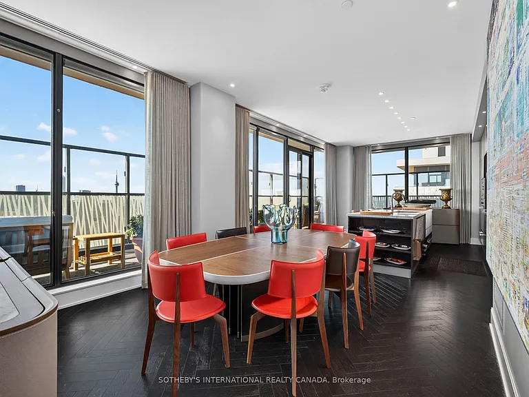 50 Charles St E #5501 — Photo 17