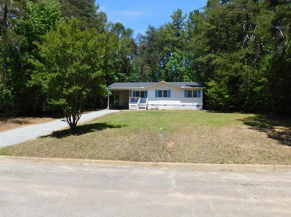 1818 Hoover St, South Boston, VA 24592