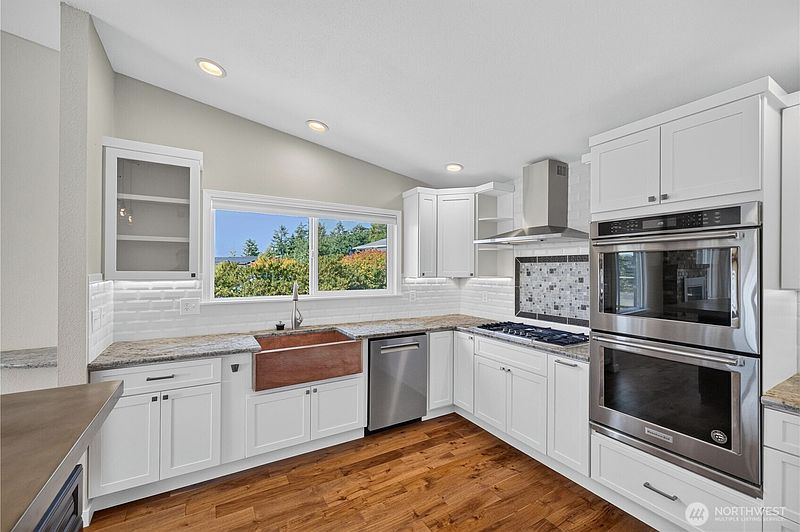 3rd image of 4808 Glasgow Way