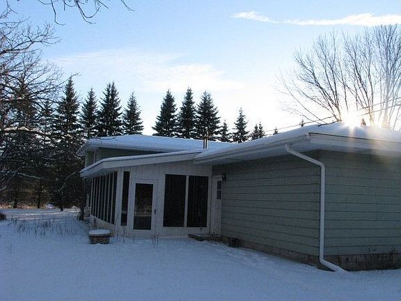 2nd image of 2850 County Road 136