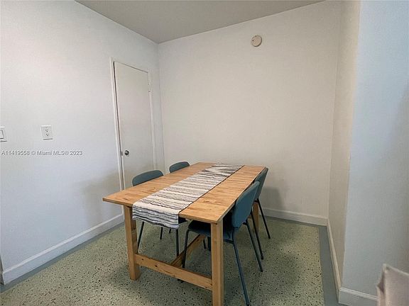 5th image of 7430 Carlyle Ave APT 1