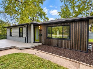 2919 NE Russell Rd, Kansas City, MO 64117