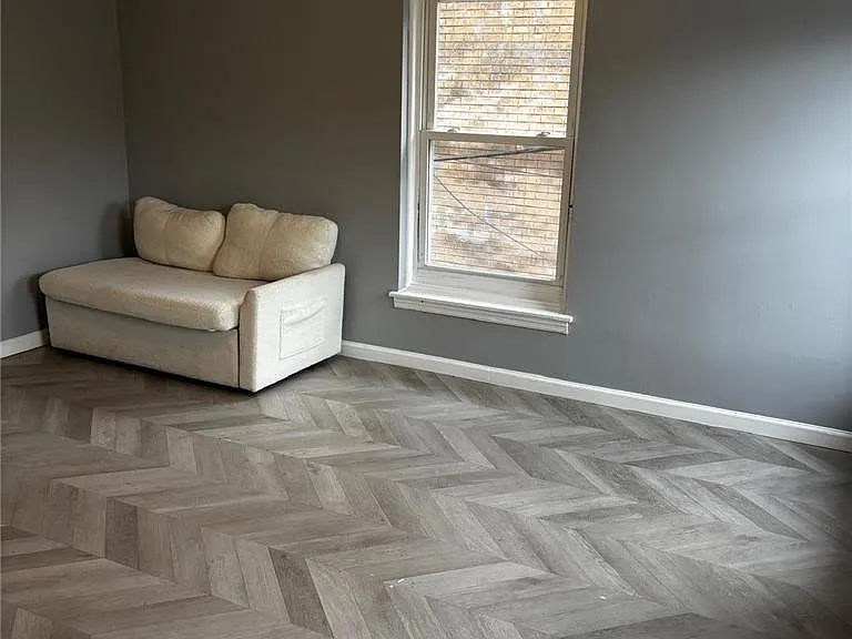 412 Oak St #1 — Photo 10