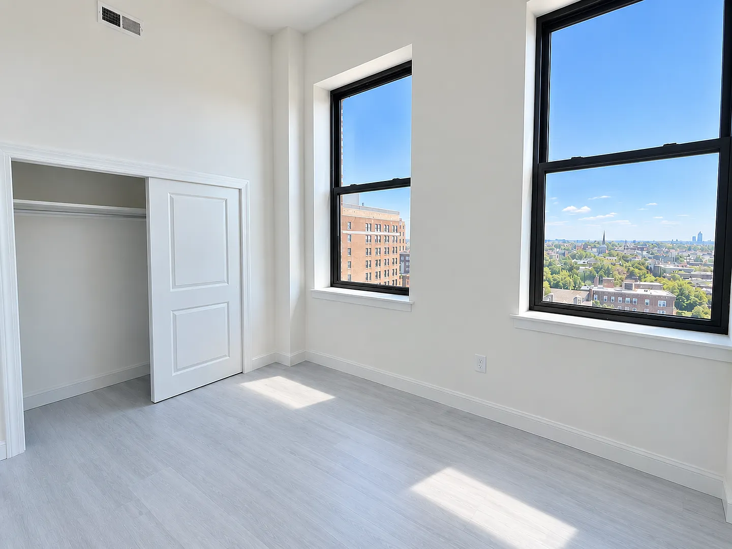 333 S Broad Street — Photo 3