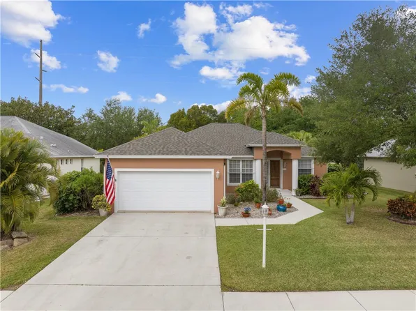 5645 W 1st Sq SW, Vero Beach, FL 32968