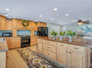 208 Island View Ln, Camdenton, MO 65020