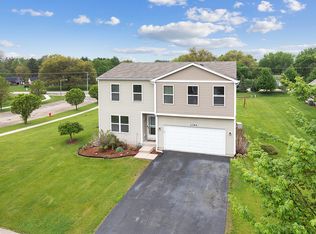 2394 Titus Dr, Yorkville, IL 60560