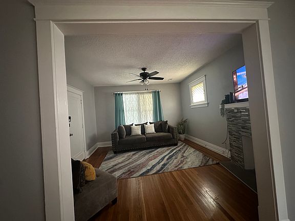 4th image of 6707 Bartmer Ave #2