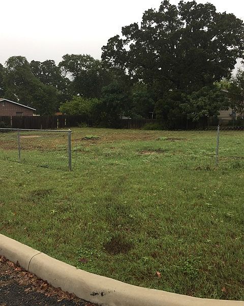 1st image of 0 Hale St