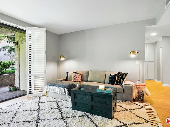 4th image of 4280 Via Arbolada Unit 109