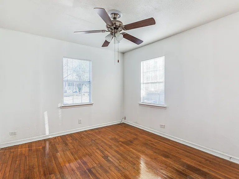 Porter St Duplex — Photo 12