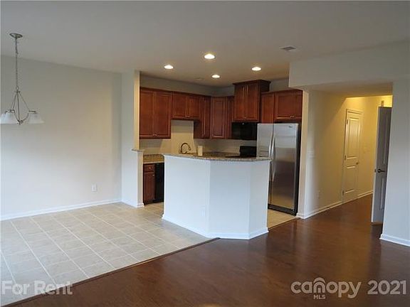5th image of 7494 Red Mulberry Way #1068